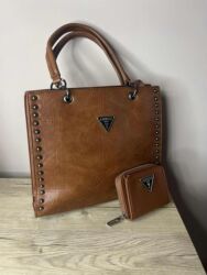 Torbe: 3000 din. L — 23