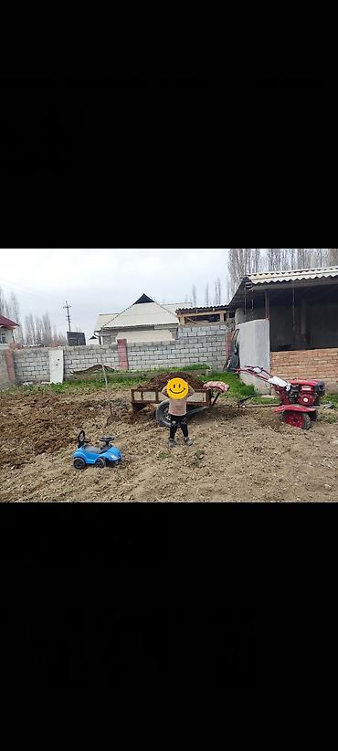 лампы освещения: Мотоблок с прицепом для перевозки грузов Описание: - Мотоблок — 2
