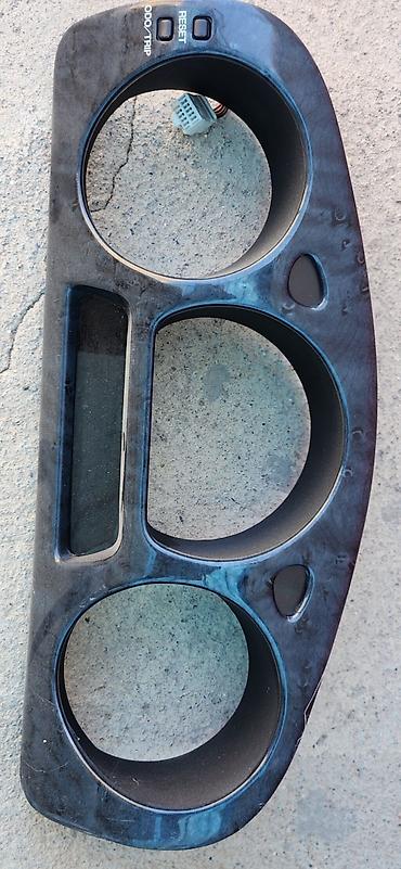 Другие автозапчасти: Продаю запчасти на Тойота аристо ' Редуктор 10000 Крышка двигателя — 8