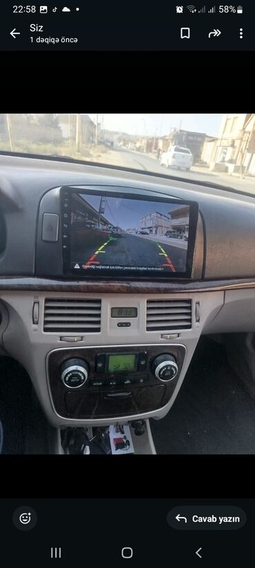 Hyundai Sonata modeli avtomobil. Bu avtomobil dörd qapılı sedan kuzov