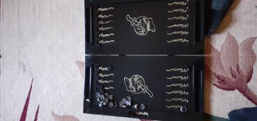 Maskalar, eynəklər: Taxta nərd dəsti - Qara rəngli, qatlanan taxta lövhə - İç tərəfdə