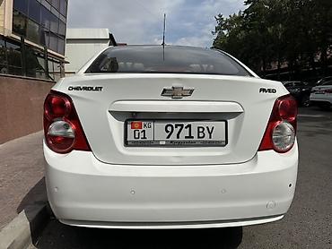 spark 2015: Chevrolet Aveo: 2014 г., 1.6 л, Механика, Бензин, Седан — 1