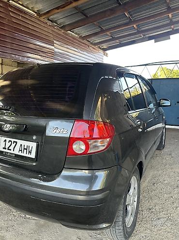 Унаа: Hyundai Getz: 2003 г., 1.4 л, Кол менен иштөөчү, Бензин, Хетчбек — 5