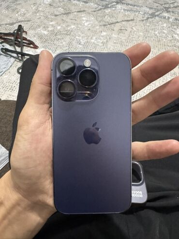 айфон 14 пор: IPhone 14 Pro, Б/у, 128 ГБ, Deep Purple, Чехол, 59 %