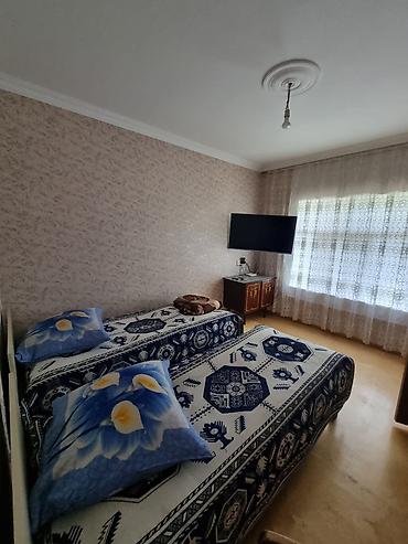 Günlük kirayə evlər: 90 kv. m, 2 otaqlı — 6