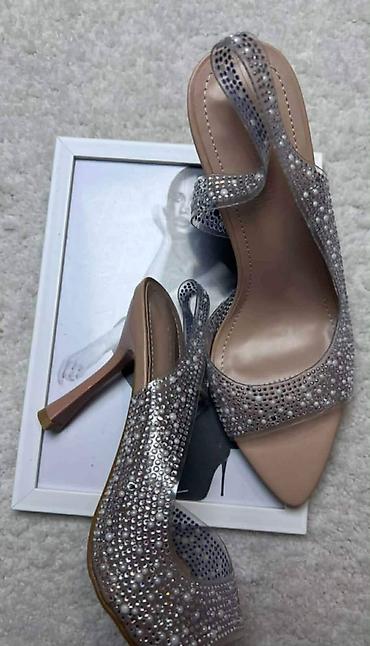 Salonke: Elegantne ženske cipele na štiklu – više modela i boja Dostupni — 31