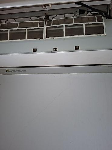 preklopnik switch: Klima uređaj Vox Inverter 12 btu stara 1.5 dana besprekorna sa — 7