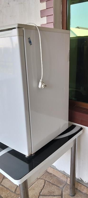 kohnə soyuducu alıram: Məhsul: Vestel mini soyuducu Xüsusiyyətlər: - Kompakt ölçü — 5