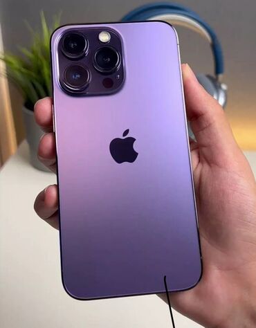 Apple iPhone: IPhone 14 Pro, Б/у, 256 ГБ, Deep Purple, Зарядное устройство, Защитное стекло, Чехол, 85 %