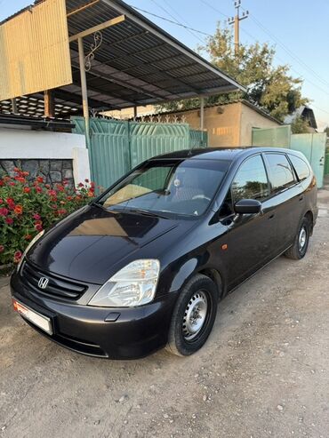 шины 2356516c: Продается Honda Stream черного цвета. Автомобиль имеет просторный