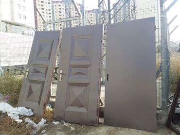 Giriş qapıları: Yeni Giriş qapısı Ödənişli çatdırılma — 2