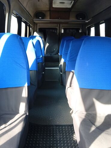 Легкий грузовой транспорт: Легкий грузовик, Mercedes-Benz — 10