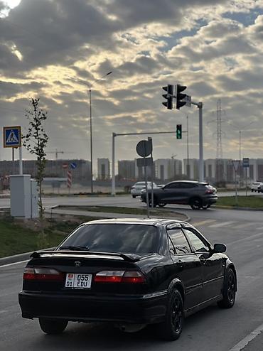 ravon 3: Honda : 1999 г., Автомат, Бензин, Седан — 5