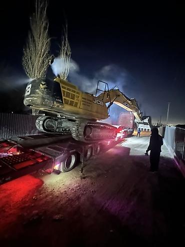 нижний джал: Услуги трал Низкорамный трал для перевозки негабарита До 100Т По — 2