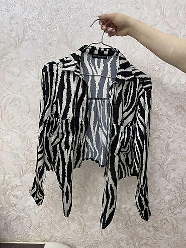 Zebra naxışlı qısa qadın köynəyi - Rəng: qara-ağ zebra print - lalafo.az -da Zebra naxışlı qısa qadın köynəyi - Rəng: qara-ağ zebra print -