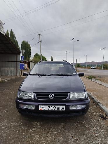 Volkswagen Passat Variant: 1994 г., 1.8 л, Механика, Бензин, Универсал