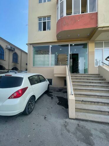 Digər kommersiya daşınmaz əmlakı: Yeni Günəşlidə V massivində yerləşən ümumi sahəsi 160 kv,m olan,obyekt — 7