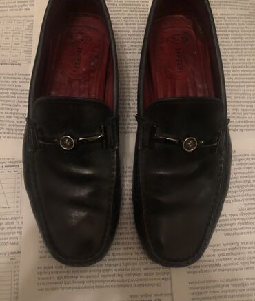 i̇ldırımlı kişi cemperləri: Tods Ferrari 100% original,xat cakilan yerlarinda problemi var biraz