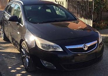 bisage za motor: OPEL ASTRA J 1.7 - KOMPLETAN AUTO U DELOVIMA | 1.7CDTI 92KW A17DTR — 3