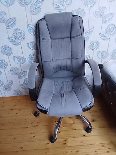 laminat panel: Kompüter masası və ofis kreslosu dəsti - Masanın tipi: üst şkaflı — 2