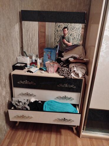 Qonaq otağı dəstləri: Salam.hamisi Cem shekilde satılır.evden kocuruk -da lalafo.az — 5 Qonaq otağı dəstləri: Salam.hamisi Cem shekilde satılır.evden kocuruk — 5