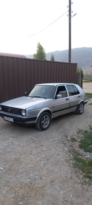 фольксваген поло 1999: Volkswagen Golf: 1988 г., 1.8 л, Механика, Бензин, Седан