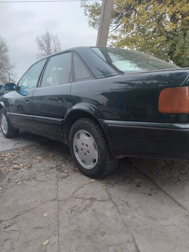 ауди 18: Audi S4: 1992 г., 2 л, Механика, Бензин, Седан