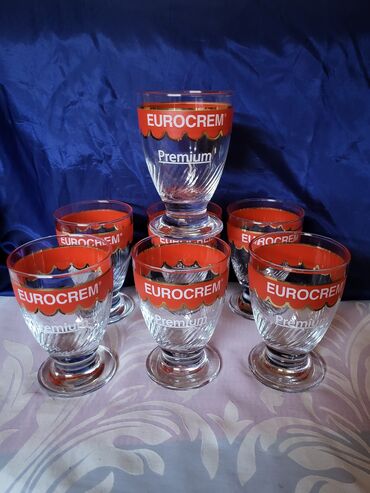 Čaše: Case nove vintaz,eurokrem. Case bez ostecenja sve na njima odsjaj na lalafo.rs — 3 Čaše: Case nove vintaz,eurokrem. Case bez ostecenja sve na njima odsjaj — 3