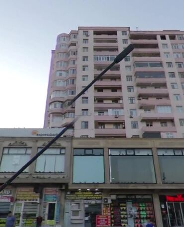 xacmazda evlər: Ehmedli metrosun yaxinliqi metroya 3_5 deyqa piyada mesafede 16/5