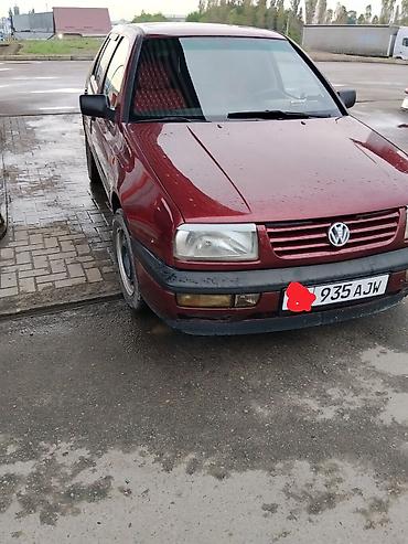 220 mers: Volkswagen Vento: 1994 г., 1.8 л, Бензин, Седан — 5
