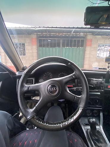 Audi: Audi 100: 2002 г., Седан — 6