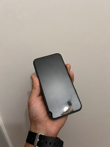 хорошо качает: IPhone 11, Колдонулган, 128 ГБ, Jet Black, Заряддоочу түзүлүш, Каптама, 72 %