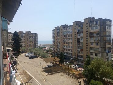 Köhnə tikili: Bakı, Əhmədli, 3 otaqlı, Köhnə tikili, m. Əhmədli, 78 kv. m