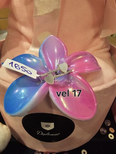 Minđuše: Srebrni nakit – više modela - Srebrne minđuše sa prozirnim cirkonima na lalafo.rs — 26 Minđuše: Srebrni nakit – više modela - Srebrne minđuše sa prozirnim cirkonima — 26