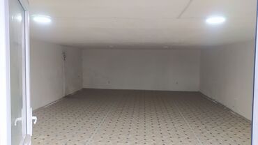 каракол недвижимость: Сдаются помещения под швейный цех 54м⁴ + комнаты под офис +