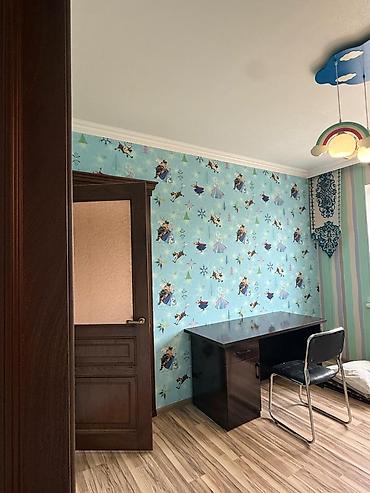 rixos hall: Продается особняк в г. Ош, мкр Достук (Геологородок) - 2 этажный дом — 2