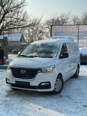 ваз фургон: Hyundai Starex: 2018 г., 2.5 л, Автомат, Дизель, Фургон