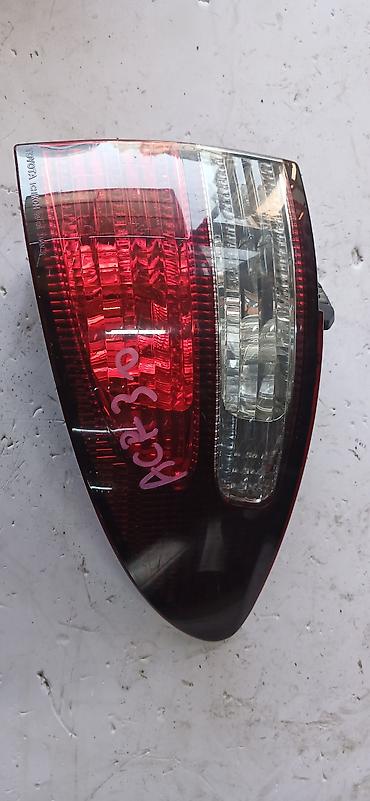 estima: Фонарь задний правый для Toyota Estima (ACR30/MCU30), 2000–2006 - — 3