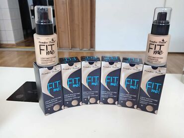 Šminka: Svašta nešto od šminke paketi i na komad. Svašta nešto mešano — 12