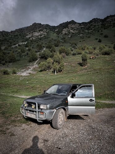 машина в россии: Nissan Terrano II: 1994 г., 2.4 л, Механика, Бензин, Внедорожник