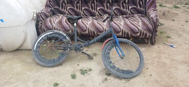 en bahali velosipedler: İşlənmiş Şəhər velosipedi Stels, 24", Ünvandan götürmə