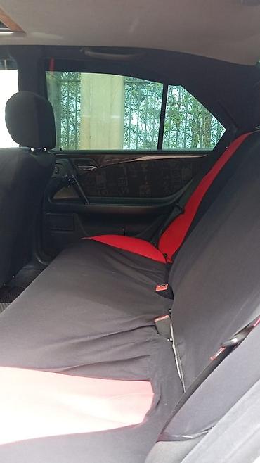 Mercedes-Benz: Mercedes-Benz E 230: 2.8 l | 1996 il Sedan — 11