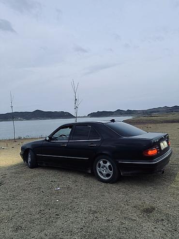 Mercedes-Benz: Mercedes-Benz E-Class: 1999 г., 2.4 л, Механика, Бензин, Седан — 10