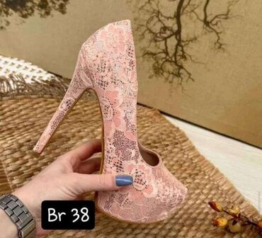 Salonke: Salonke, Bona, 37 — 9