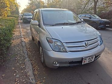 step wgn: Toyota Ist: 2003 г., 1.3 л, Автомат, Бензин, Хэтчбэк — 3