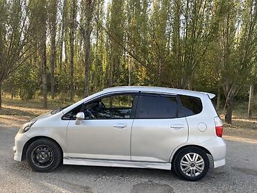 Hafei: Honda Fit: 2002 г., 1.5 л, Автомат, Бензин, Хетчбек lalafo.kg да — 7 Hafei: Honda Fit: 2002 г., 1.5 л, Автомат, Бензин, Хетчбек — 7