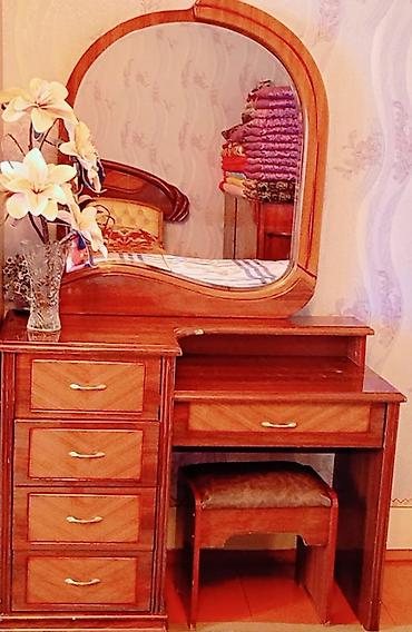 püstə ağacı satılır: İşlənmiş, İkinəfərlik çarpayı, Bazasız, Matras ilə, Siyirməli, Malayziya — 4