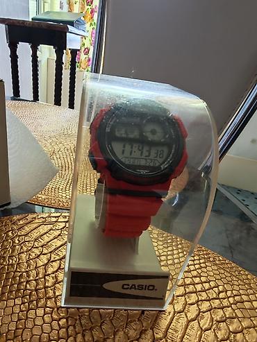 saat still: CASIO qol saatı – rəqəmsal, idman üslubunda Model: AE-1000 seriyası — 3