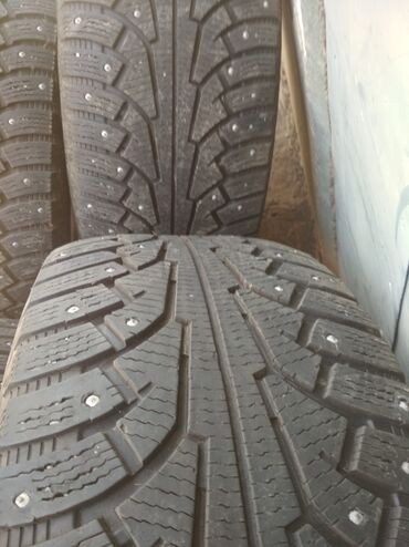 Другие аксессуары: Продаю на Лексус Жх 470 комплект оригинальных дисков, так же есть — 5