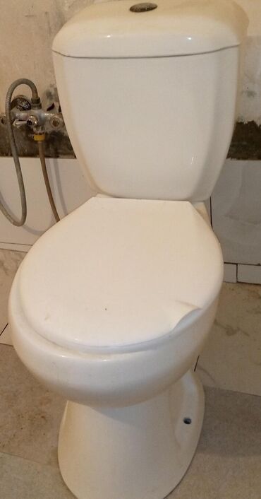 Uzunmüddətli kirayə evlər: 55 kv. m, 3 otaqlı, Qaz, Su, İnternet -da lalafo.az — 10 Uzunmüddətli kirayə evlər: 55 kv. m, 3 otaqlı, Qaz, Su, İnternet — 10